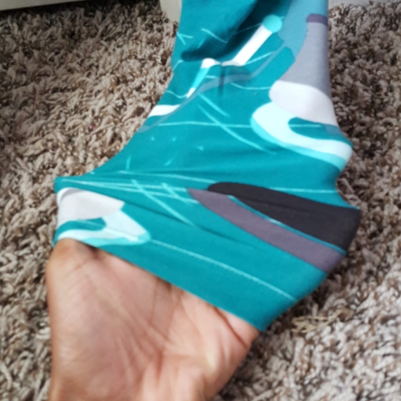 Ambrie Blue Hockey Leggings Size Curvy - Picture 5 of 8